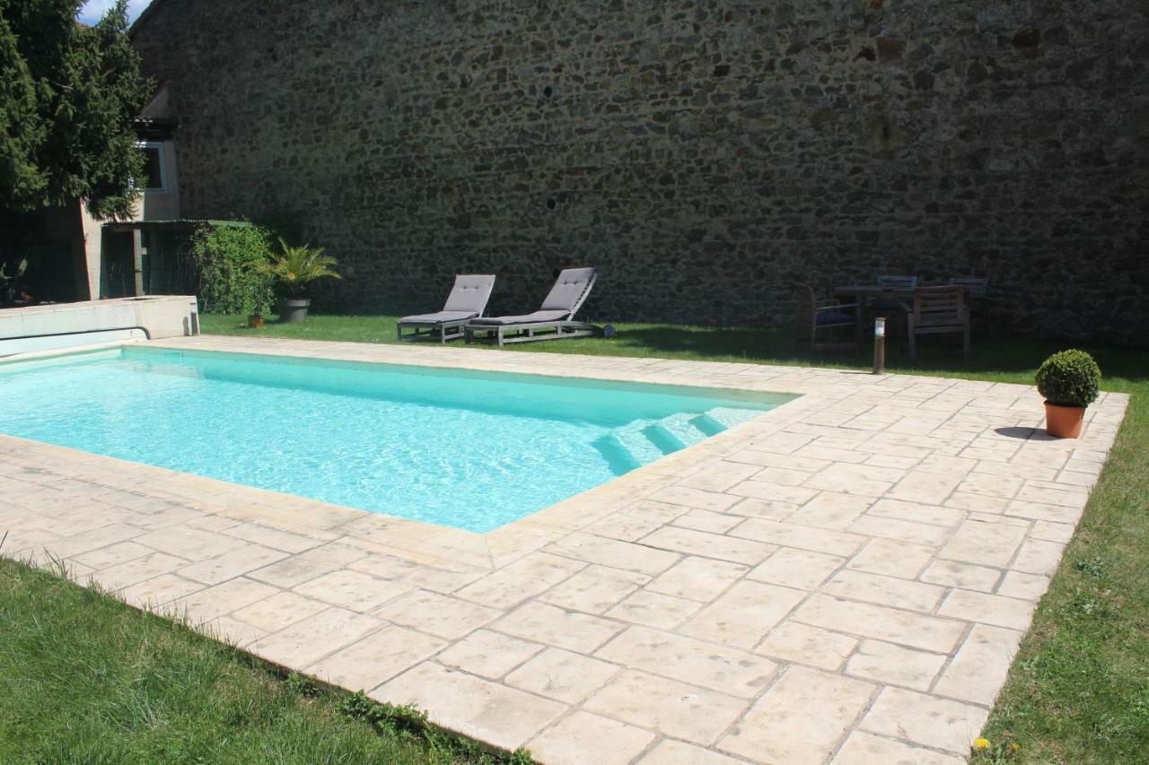 Les Marronniers Bed & Breakfast Saint-Didier-en-Velay Exterior foto